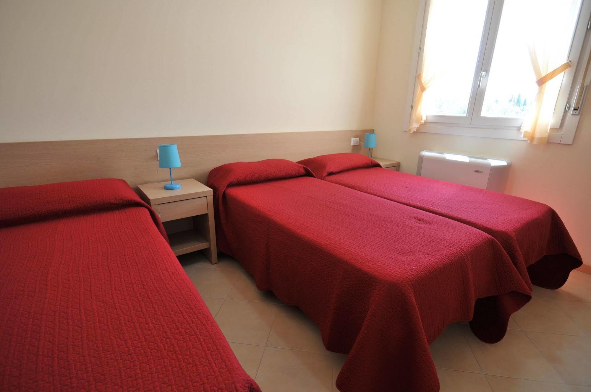 Residence Cleo Llido Degli Estensi Phòng bức ảnh